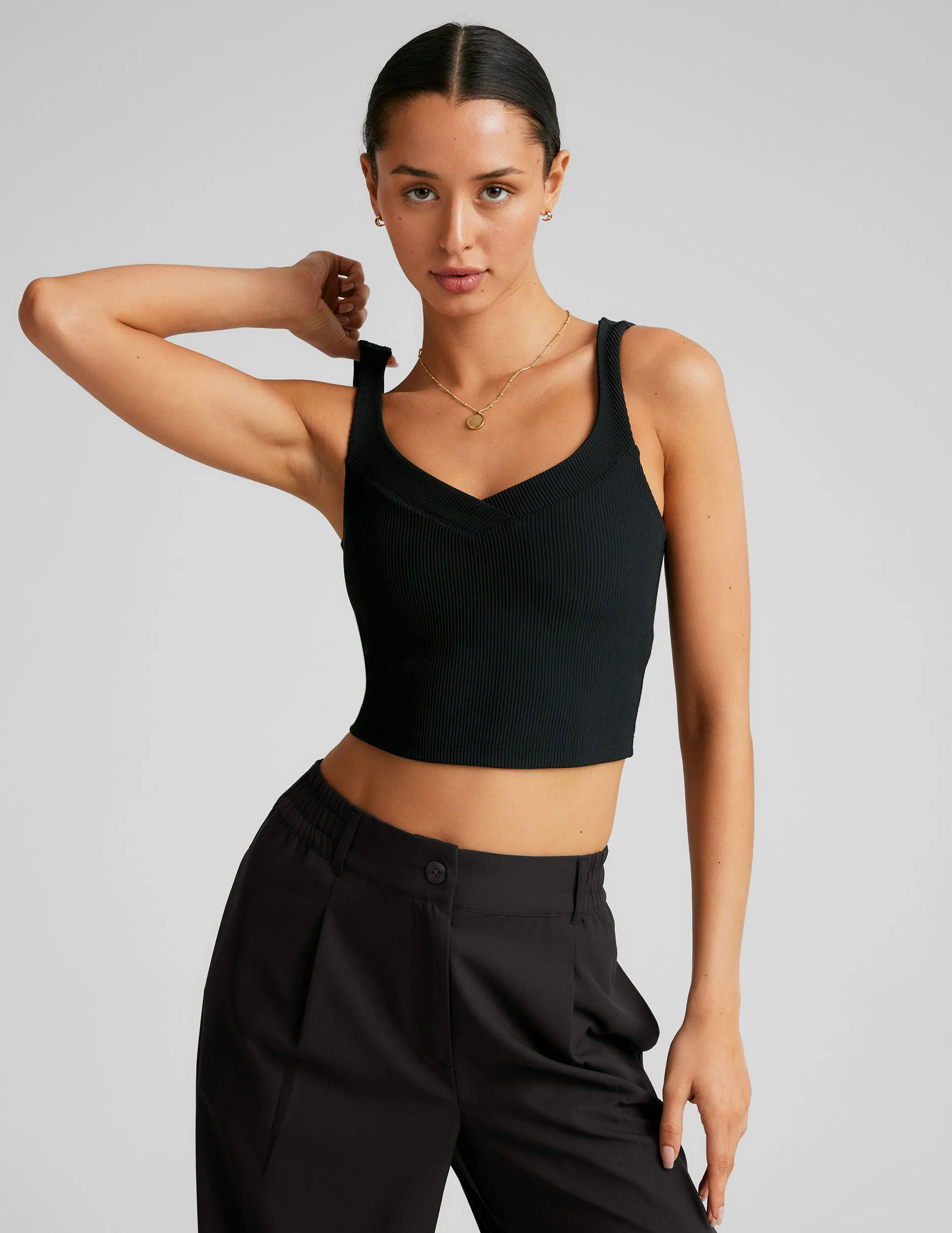Snug Fit Technology Impulse Ribbed Cropped Tank