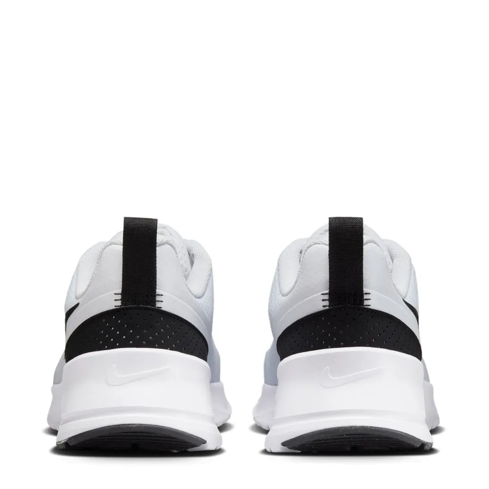 Air Max NuAxis - Mens Costume Run running for a new experience