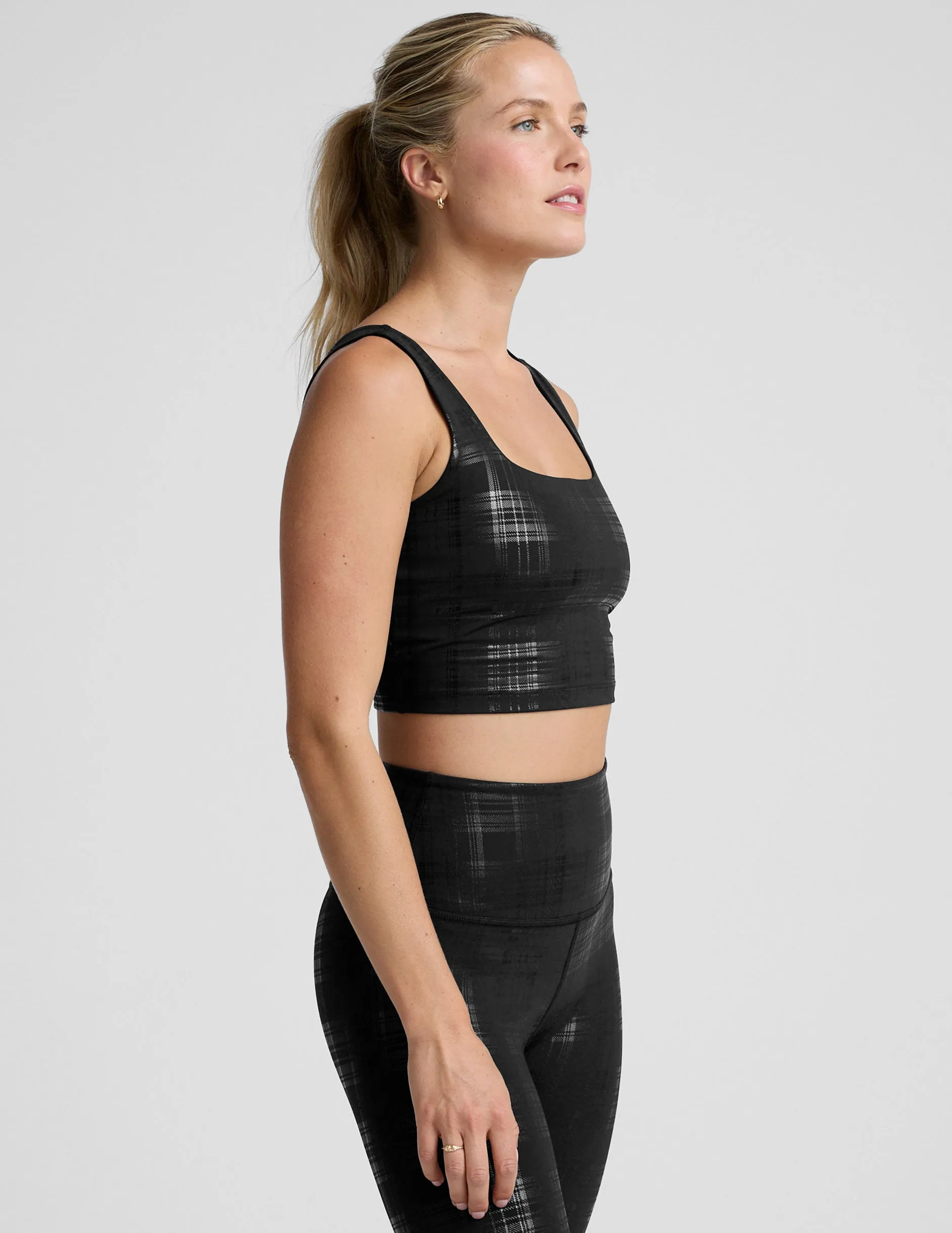 Beyond The Studio High Cropped Tank Troop - supported Laser Cut Edges