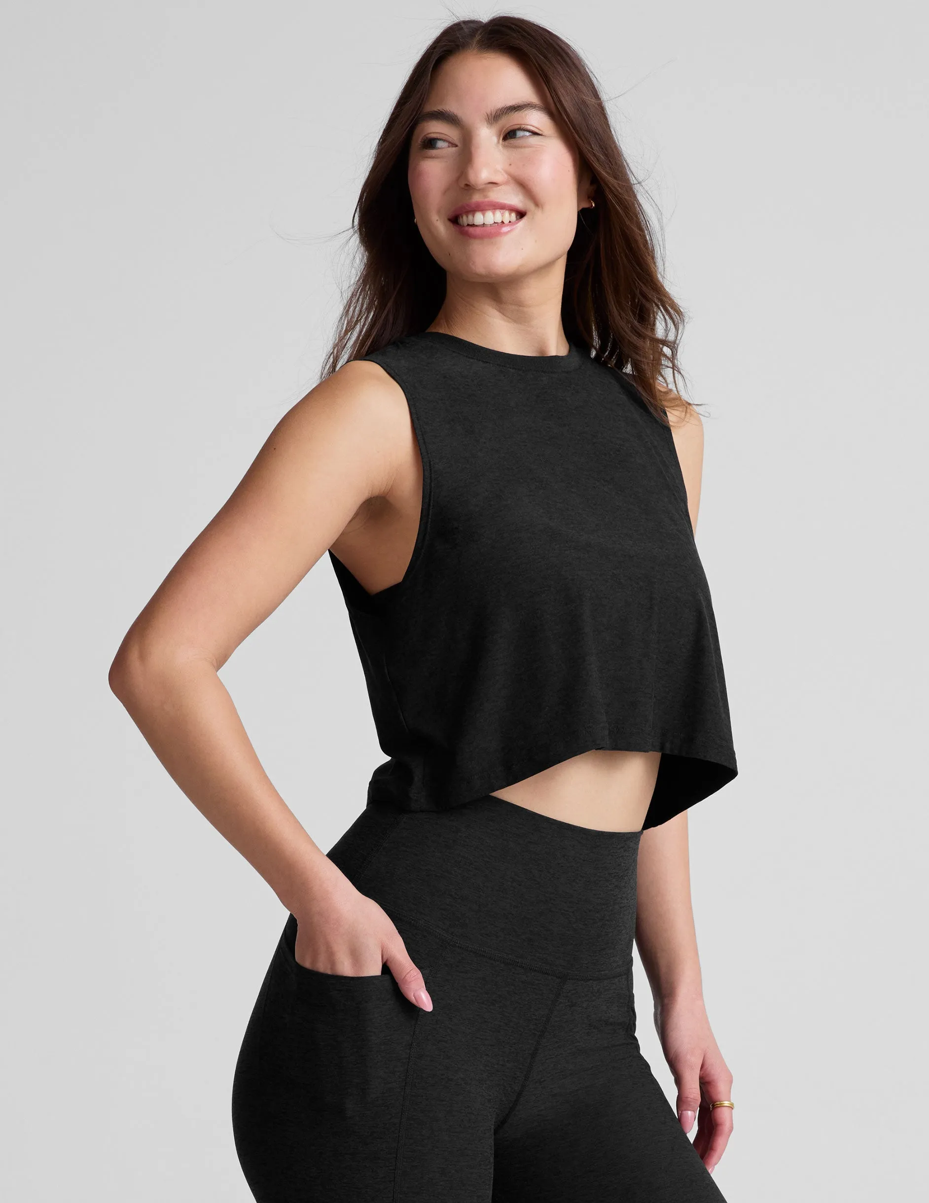 Travel Fresh Featherweight Minimal Cropped Tank