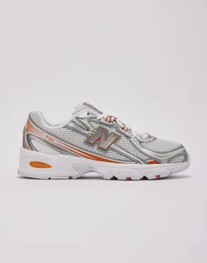 animal - themed running gear style - conscious shoes New Balance 740