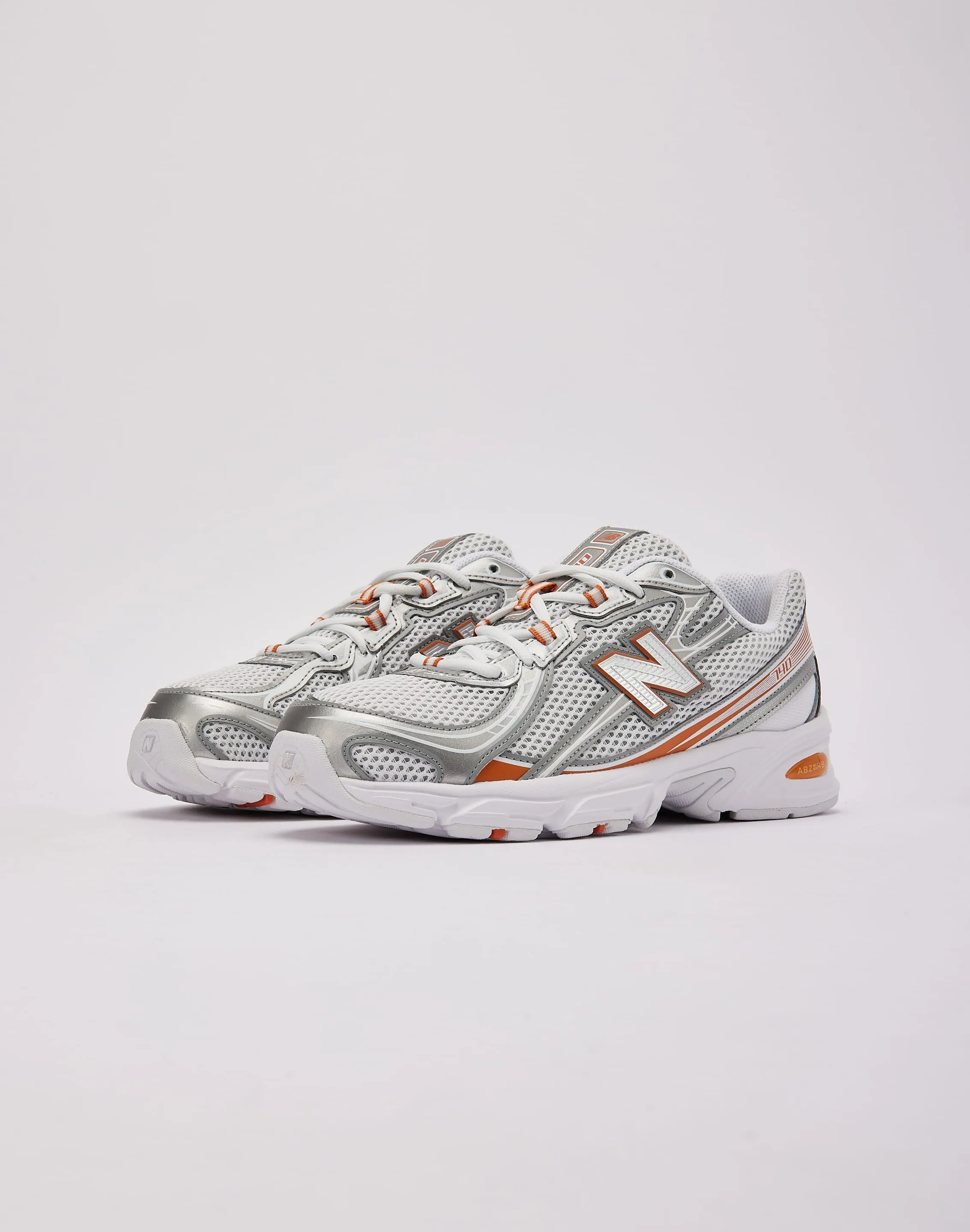 Unisex Design New Balance 740
