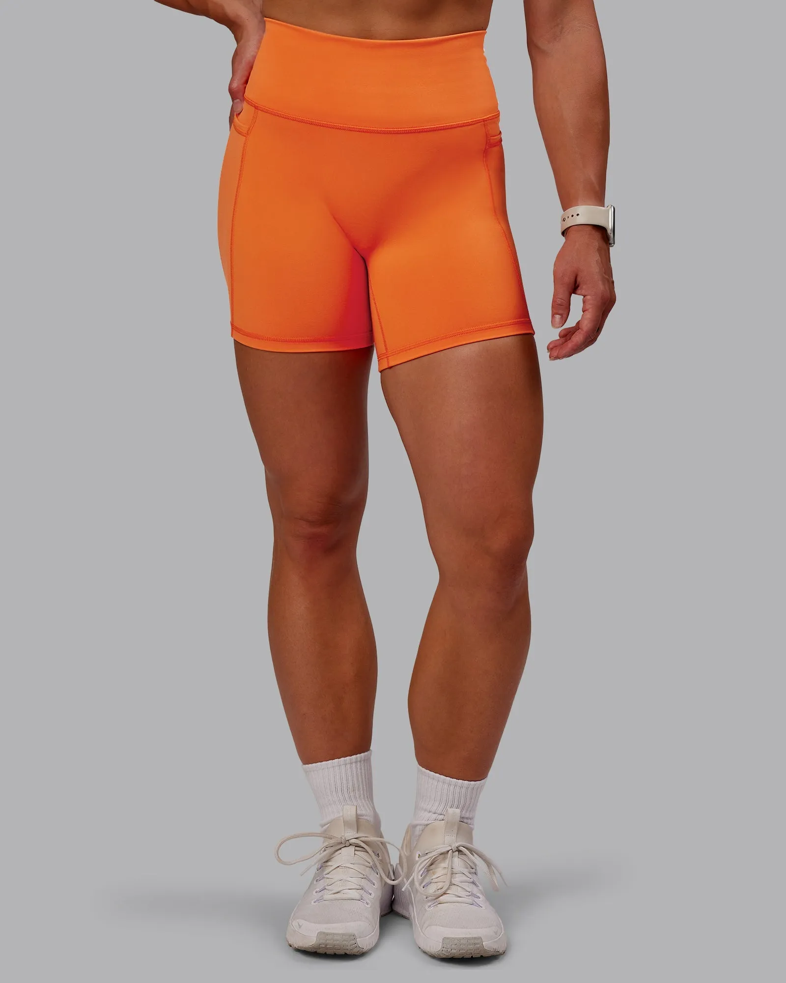 Performance Stretch Fusion Ultra High-Rise 6" Short Pockets - Mandarin