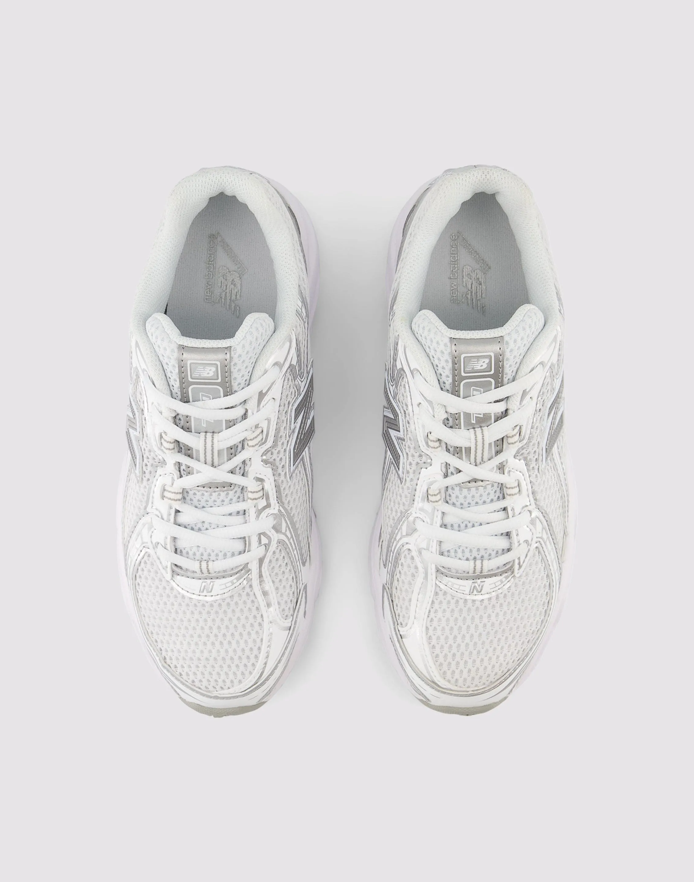 Adaptive Support New Balance 740