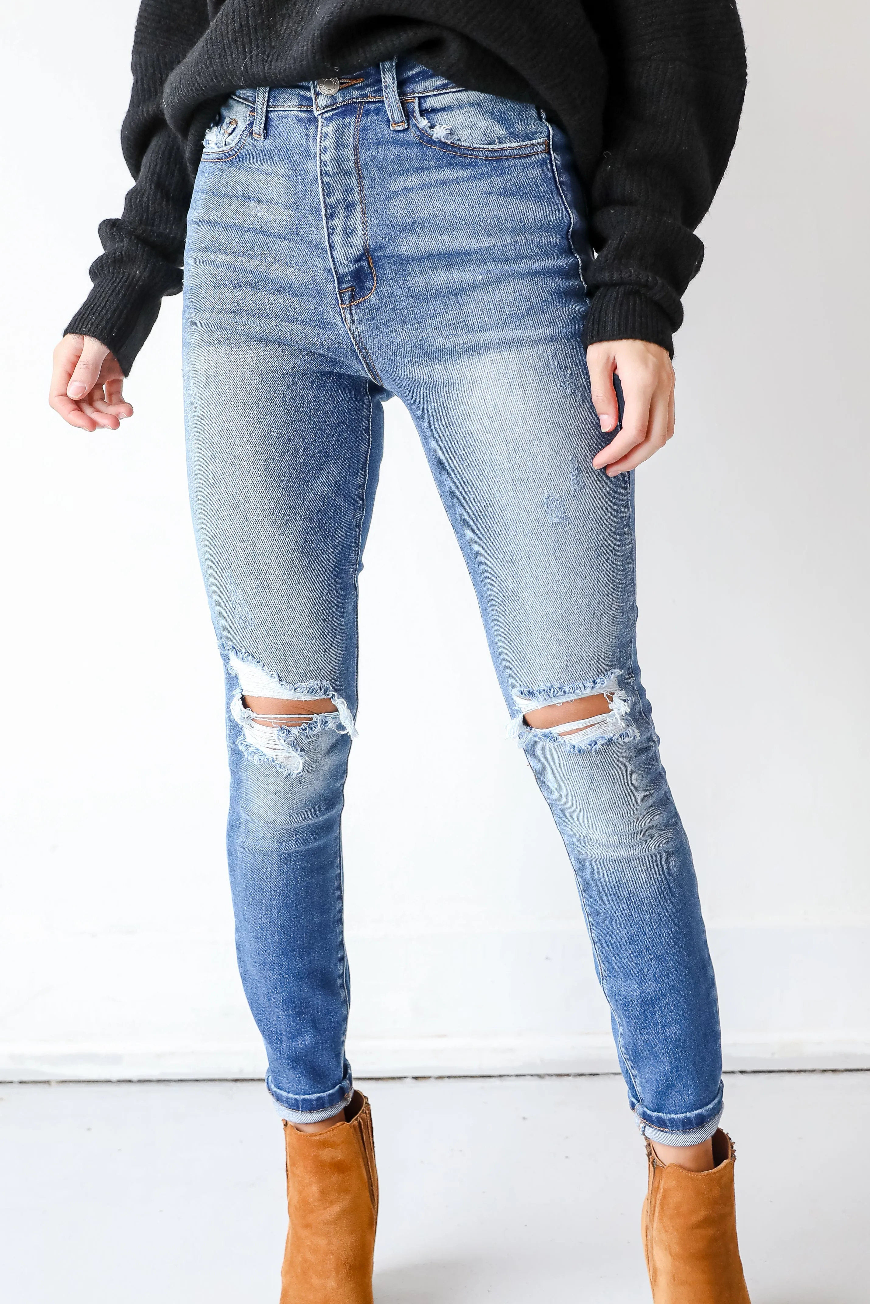Affordable Beach Day clean design Delilah Distressed Skinny Jeans