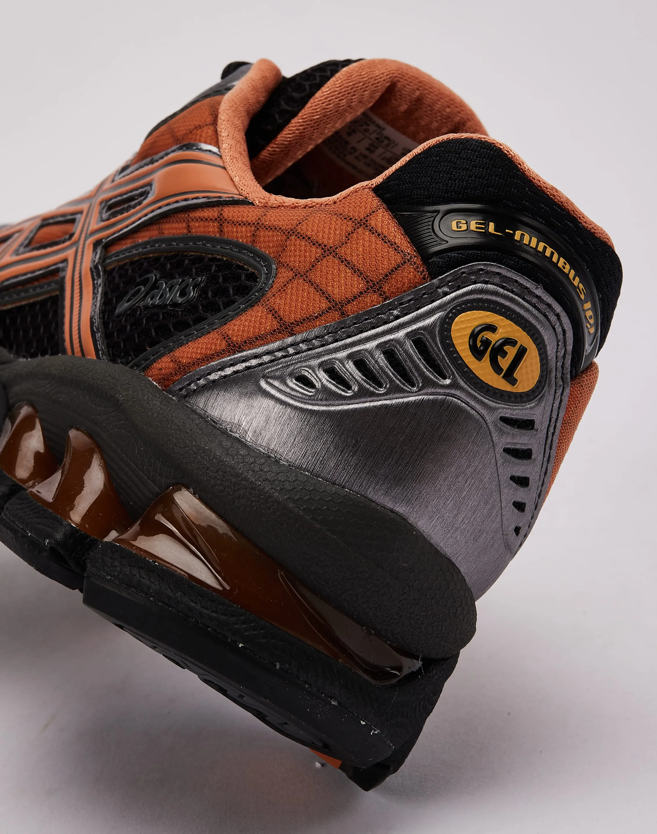Shock Dispersing Structure morning running footwear Asics GEL-NIMBUS 10.1
