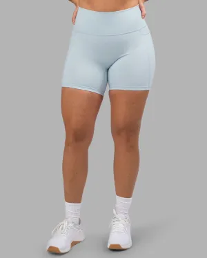 Everyday Feel Chill Vibes Fusion Ultra High-Rise 6" Short Pockets - Skyride