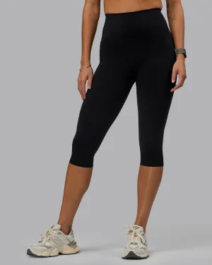 Elixir Ultra High-Rise 3/4 Legging Pockets - Black Seamless Comfort