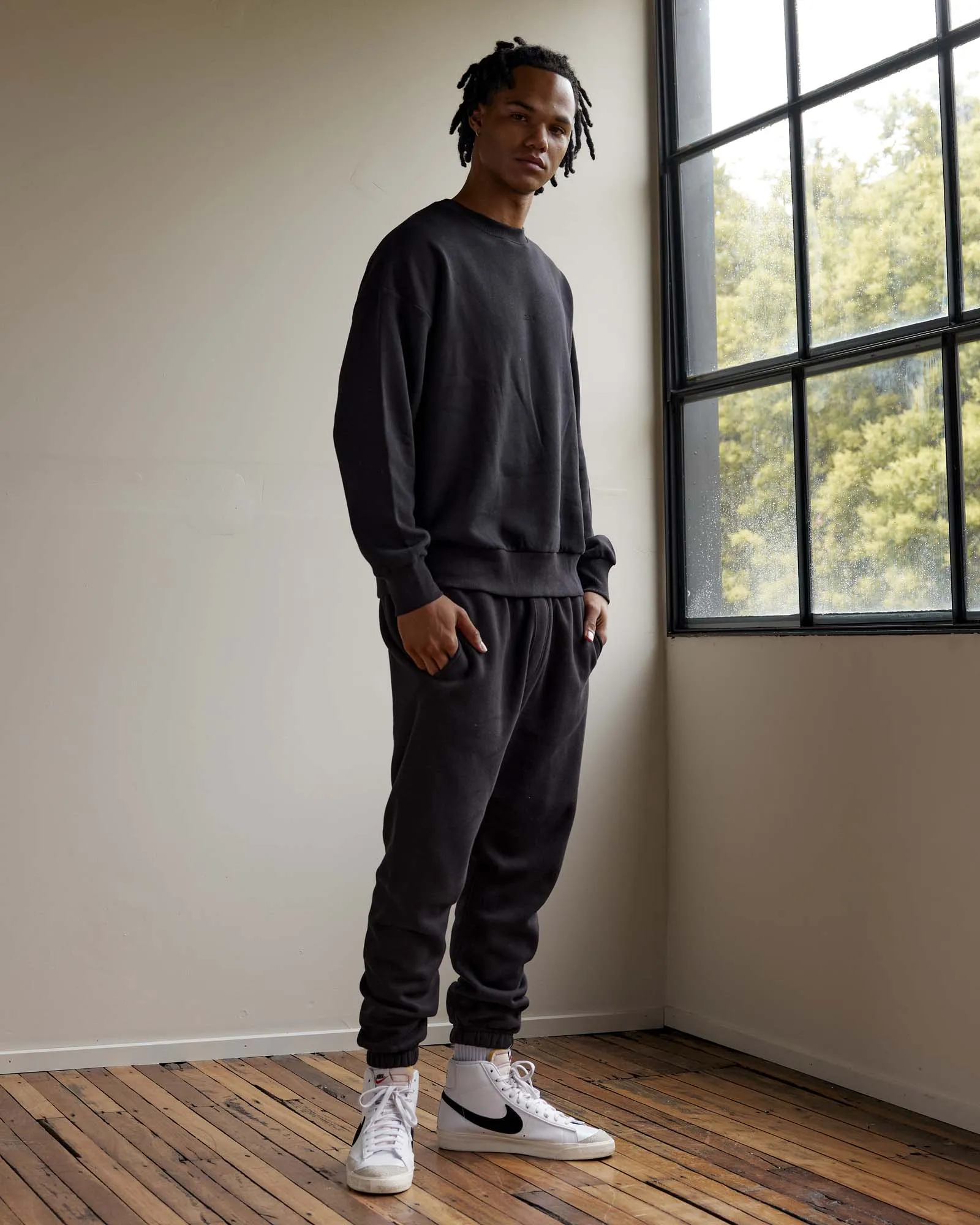 MVP Cuffed Track Pant - Black breathable panels Perfect Performance