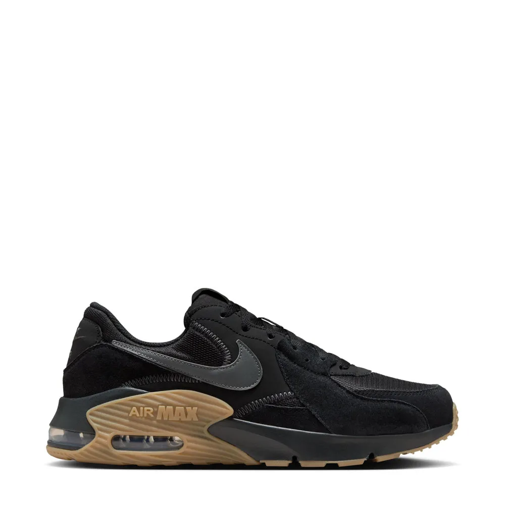 running on a clay track shoes Air Max Excee - Mens