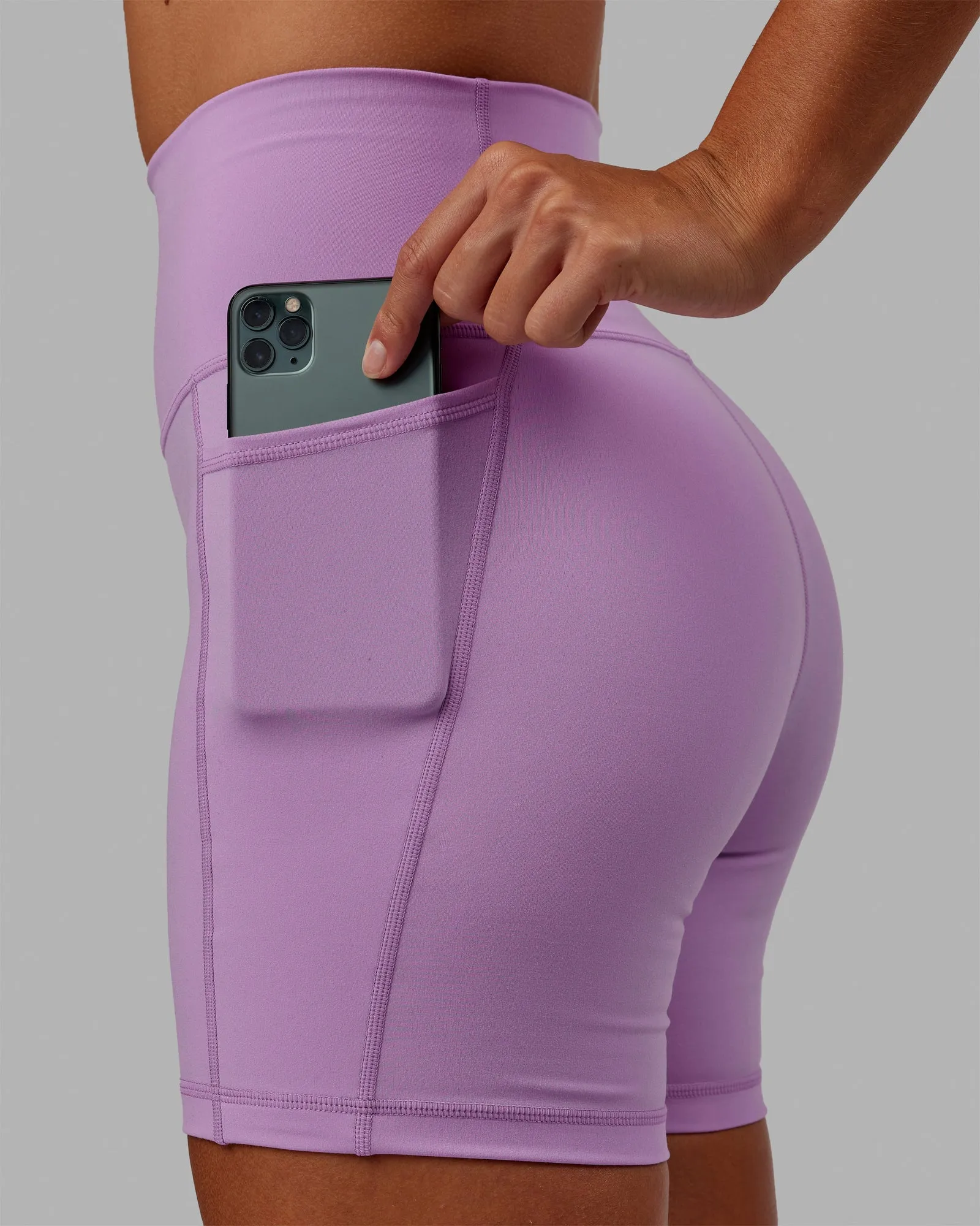 beach volleyball gear Active Shorts Fusion Ultra High-Rise 6" Short Pockets - Light Violet