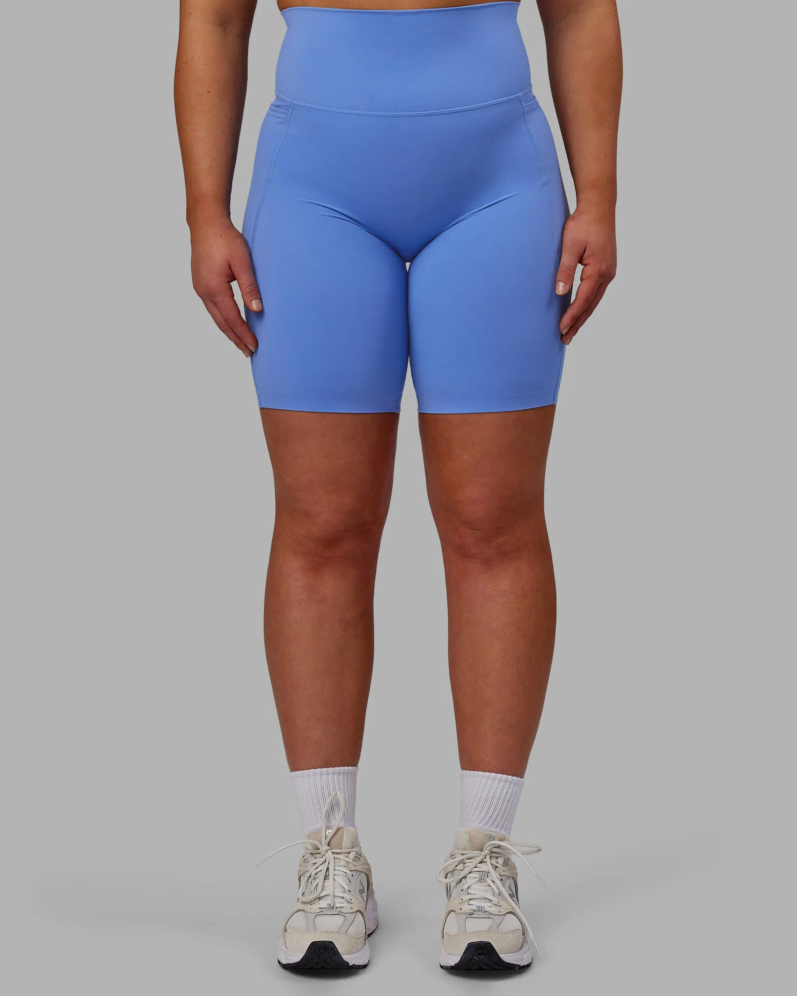 Elixir Ultra High-Rise 9" Short Pockets - Ultramarine denim alternative