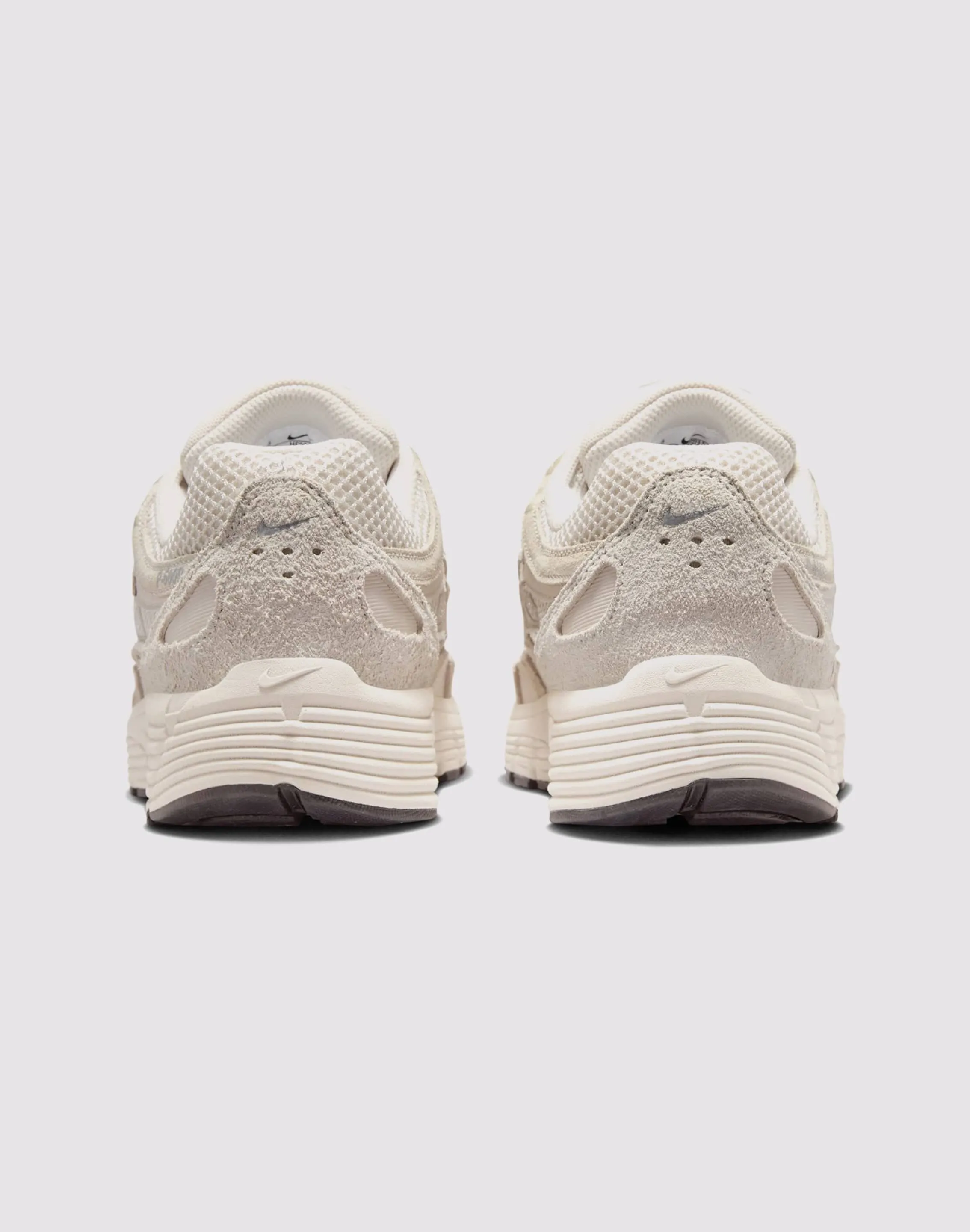 Nike P-6000 running in amateur tracks shoes Energy   Returning