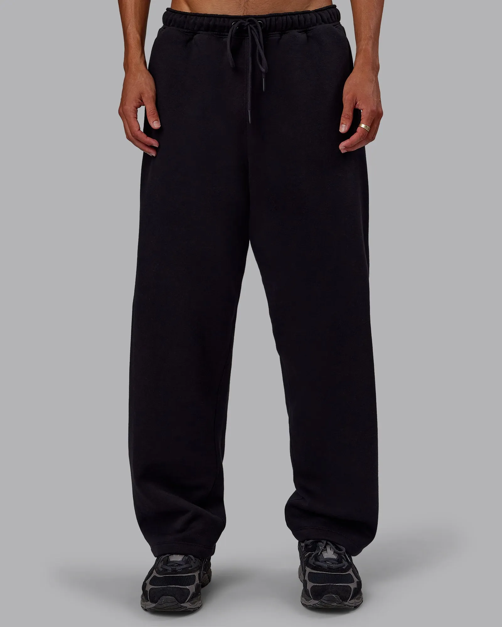 Chilly Comfort MVP Straight Leg Pant - Black