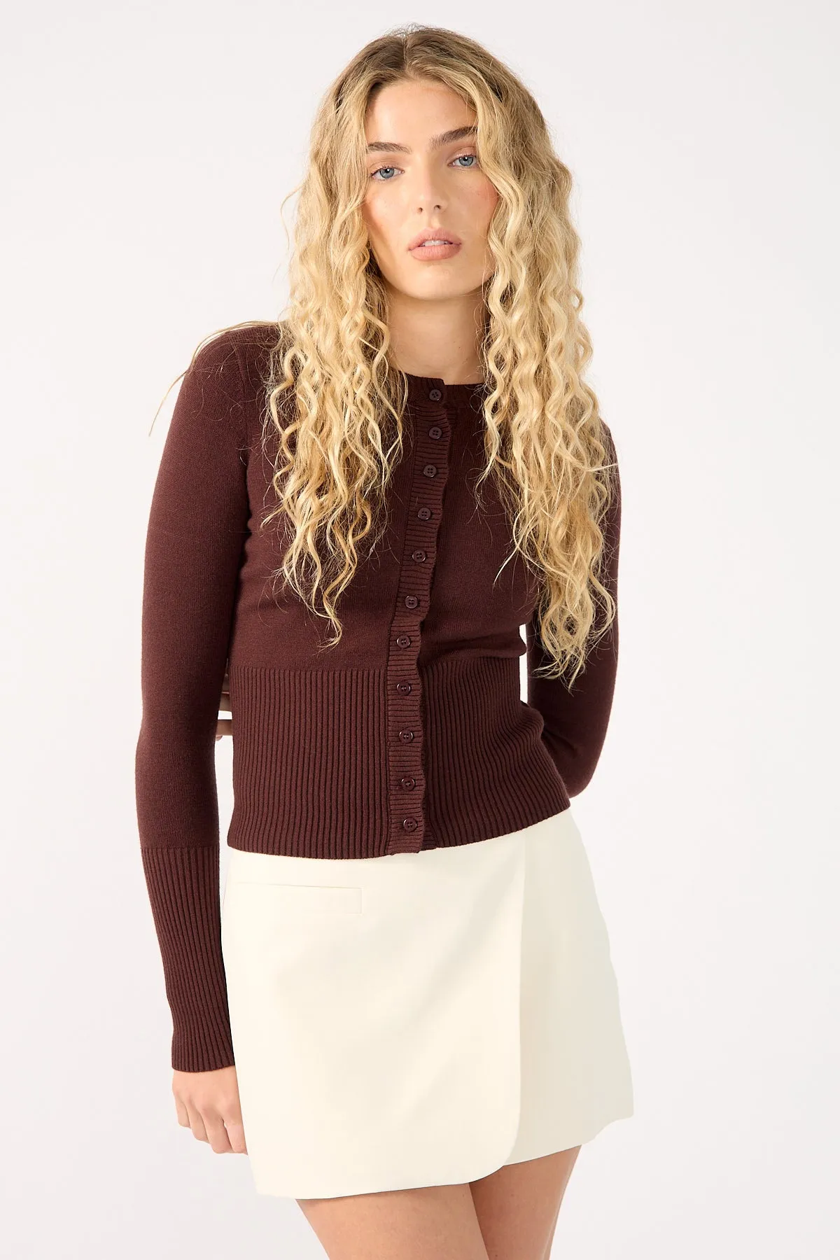 Street Ready Perfect Stranger Lupa Mid Rise Skort Cream