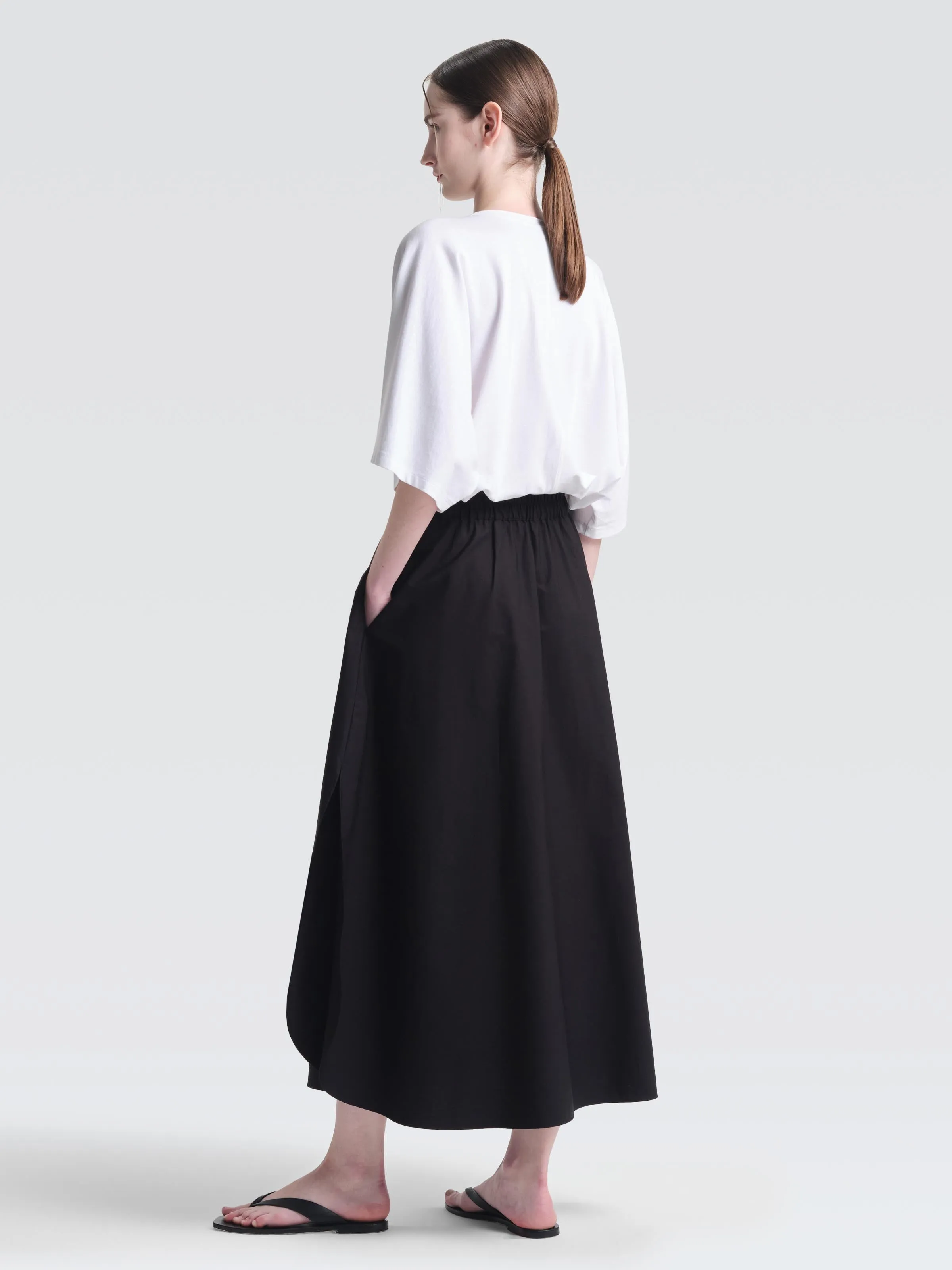Winter Staple No Ride Up Paper Poplin Arcay Skirt