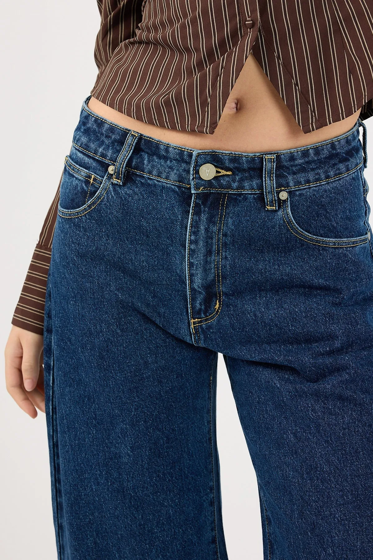 Shopping Day Vibrant Office Wear Abrand 95 Mid Barrel Jean Tara Tara