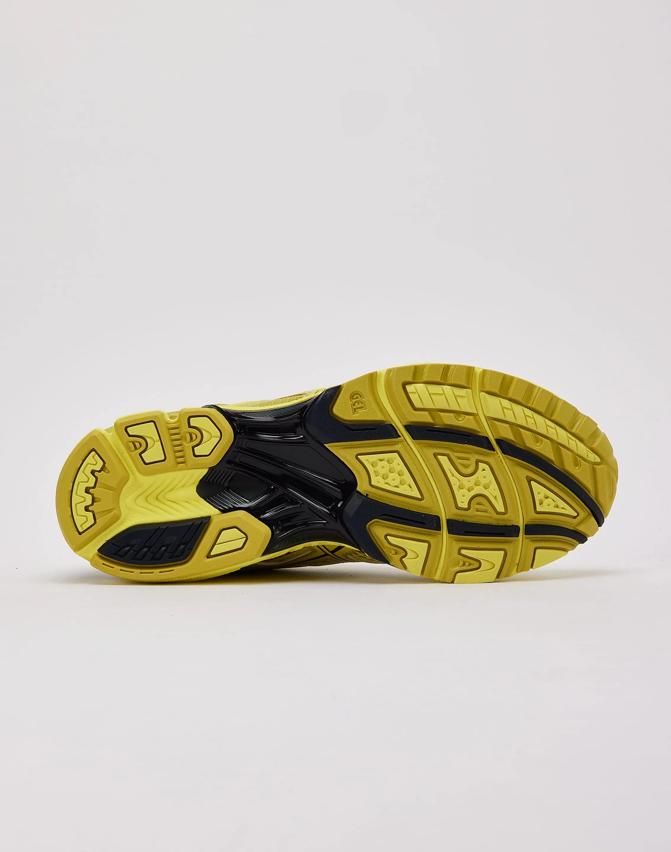 track - worthy Enhanced Ground Grip Asics GEL-NIMBUS 10.1
