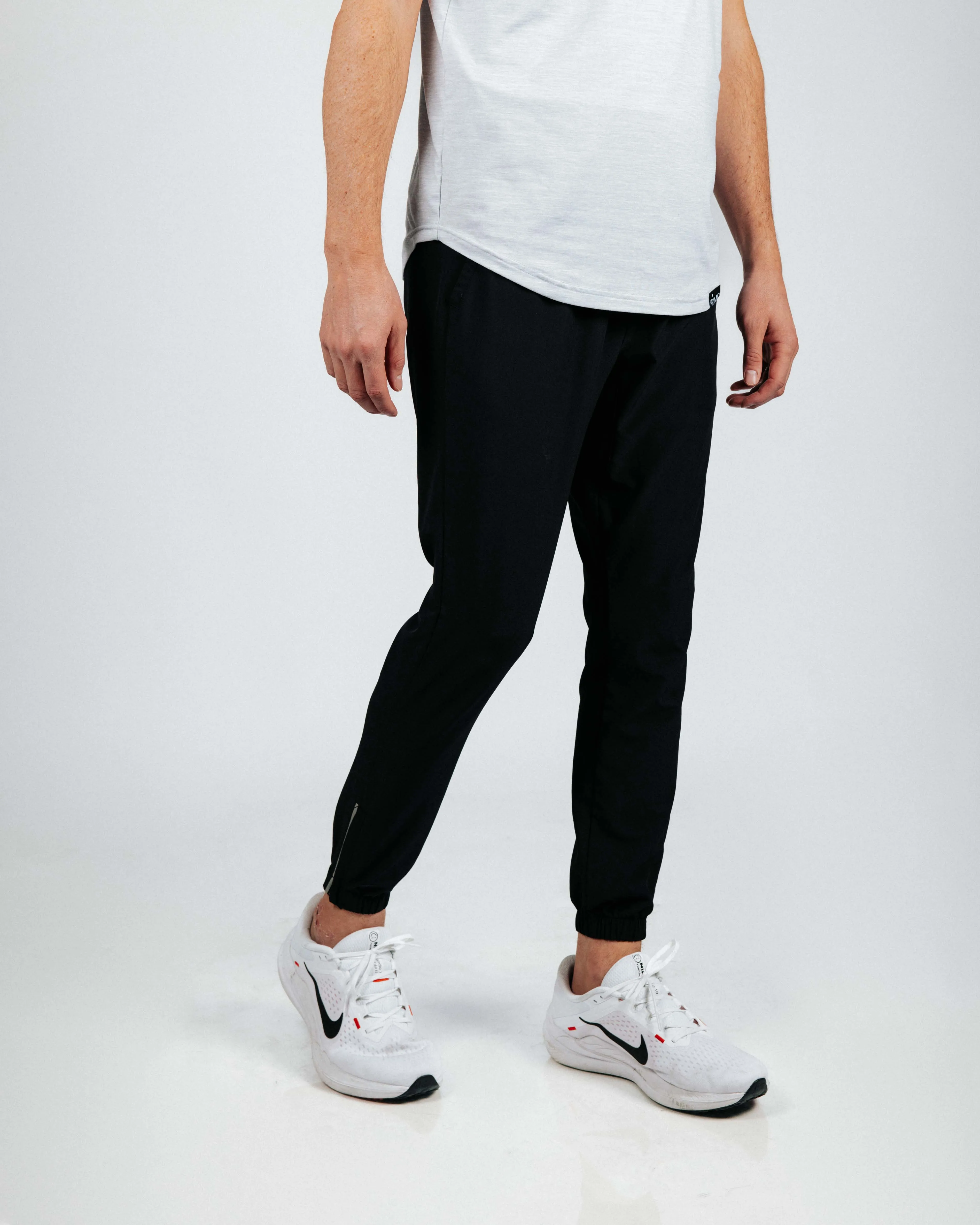Flexible Support Sole Tear Resistant Polyester Men's Black Active Jogger