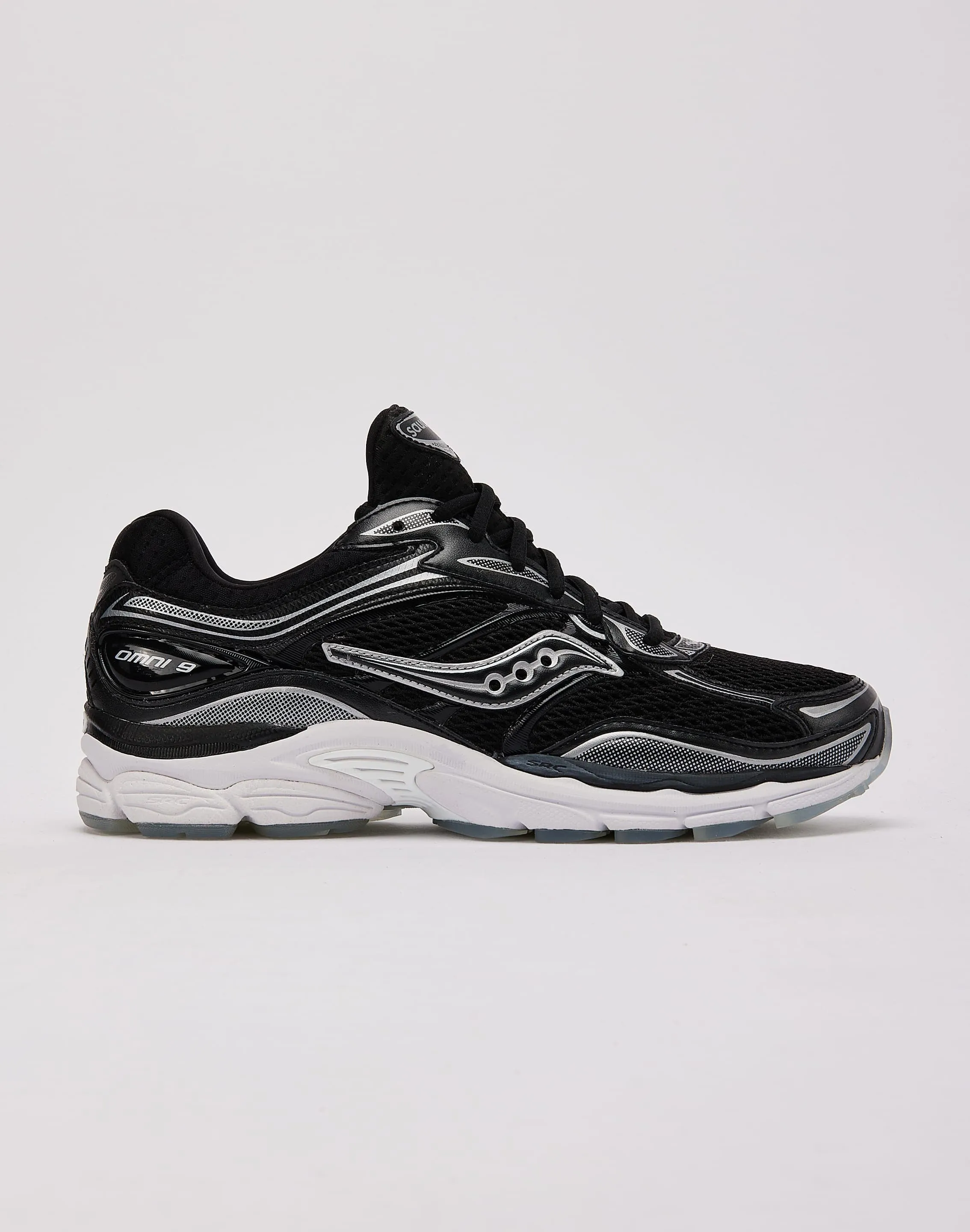 Saucony ProGrid Omni 9 road races