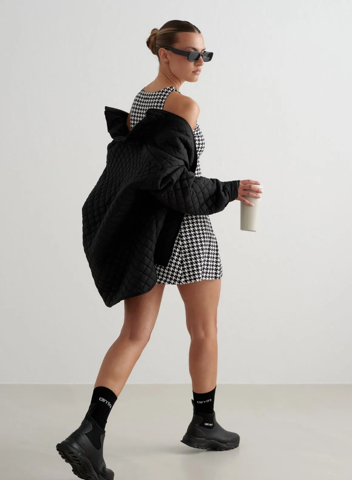 Subtle Details Outfit Flow Pepita Sense High Neck Dress