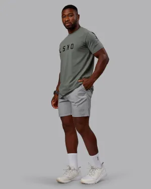 Daily 7" Short - Circular Grey Summer Mood Playful Look