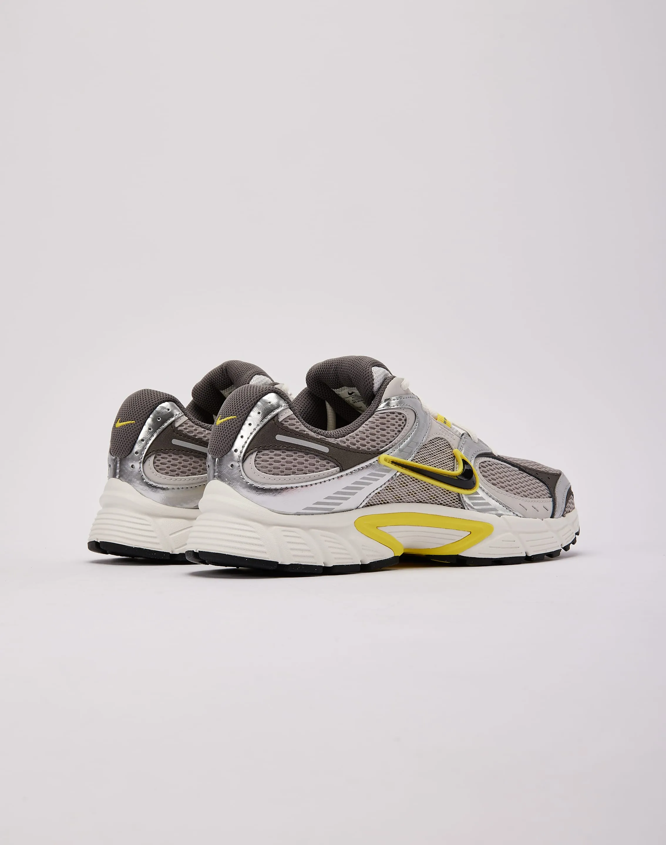 Breathable Outsole Nike V5 RNR