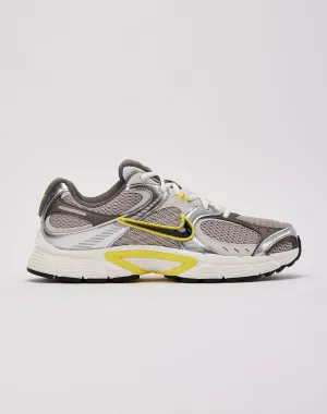 Nike V5 RNR Balanced Stride Engineering Energy Cell Technology