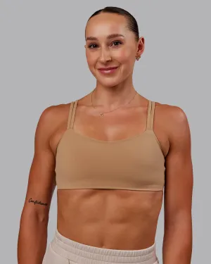 Vantage Sports Bra - Warm Smoke Layering seams Lightweight Design
