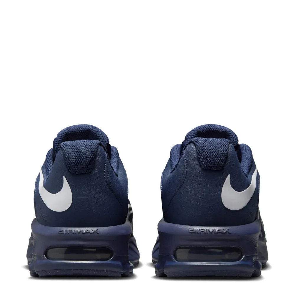 Air Max Fire - Mens running with a GPS watch indoor - outdoor