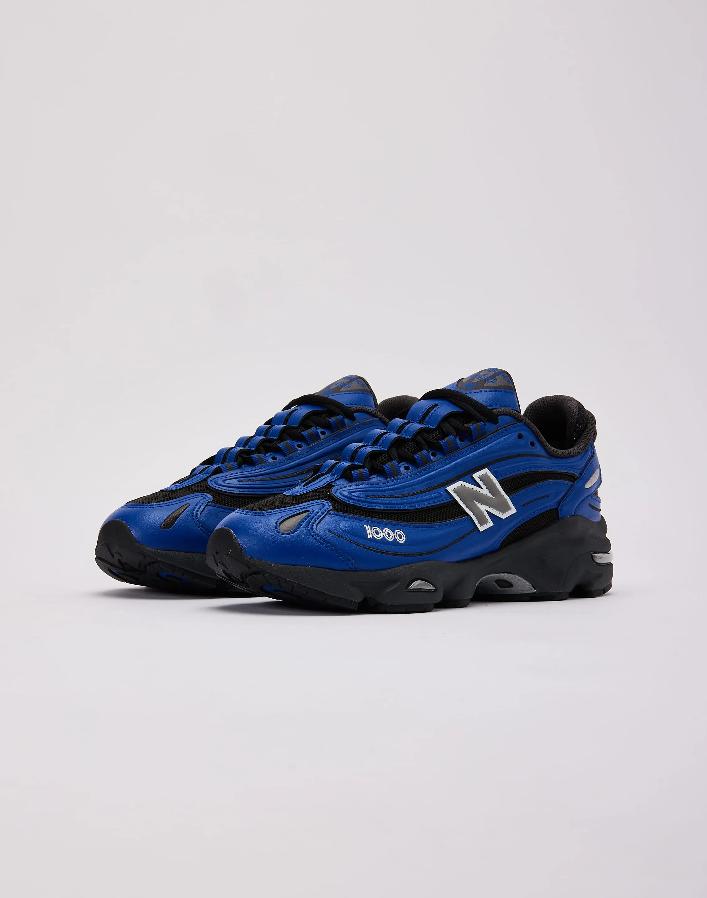Motion Guide Grooves Weather Resistant Layer New Balance 1000