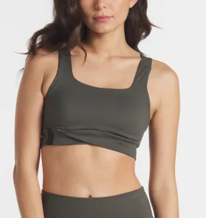 Performa Longline Bra Regular fit seams