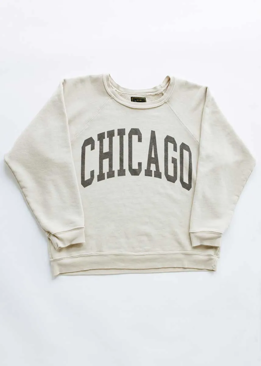 Sporty Style Chicago Classic Crew Sweatshirt - Vintage Stone