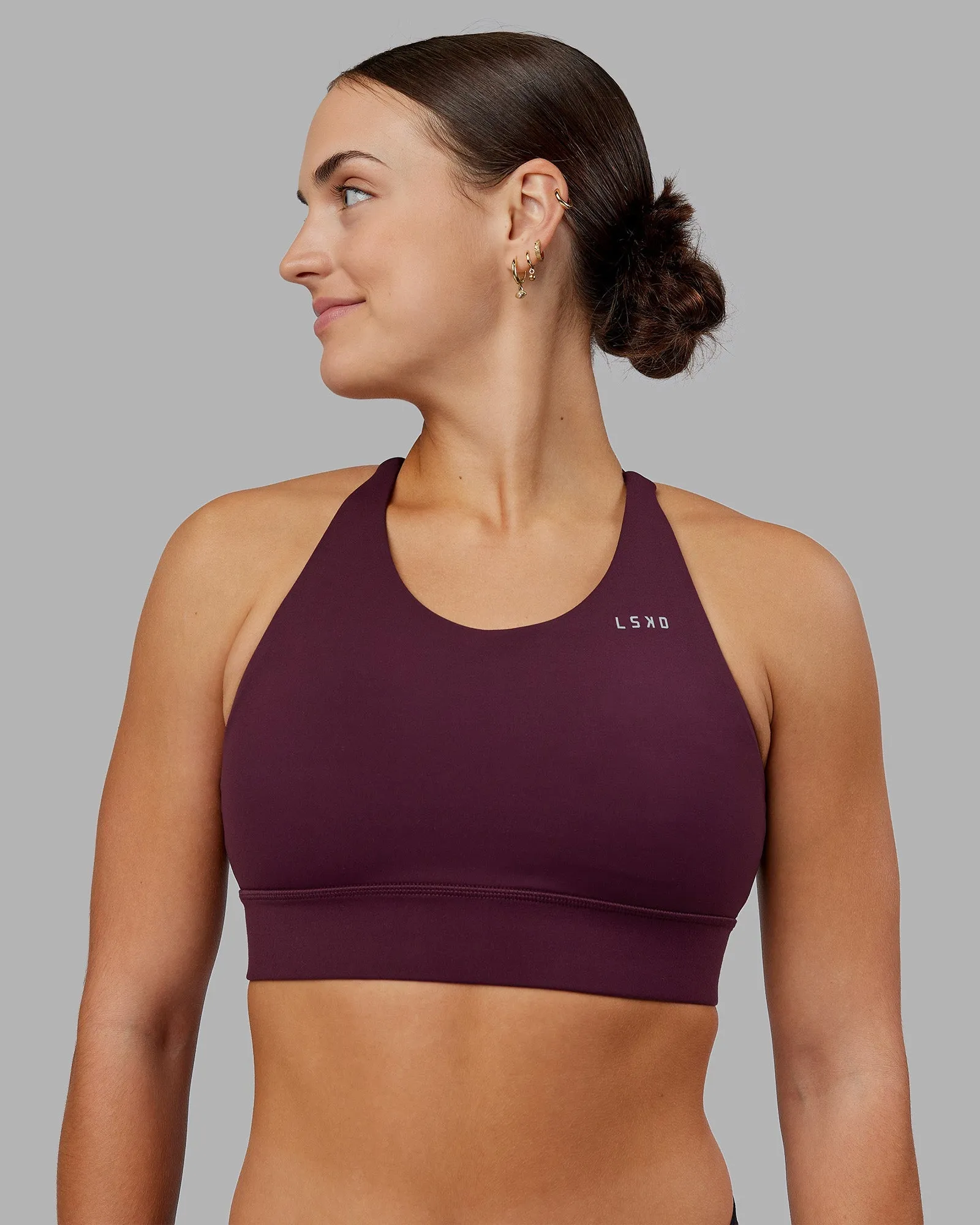 Customizable seams Accelerate Split Strap Sports Bra - Cherry Lacquer