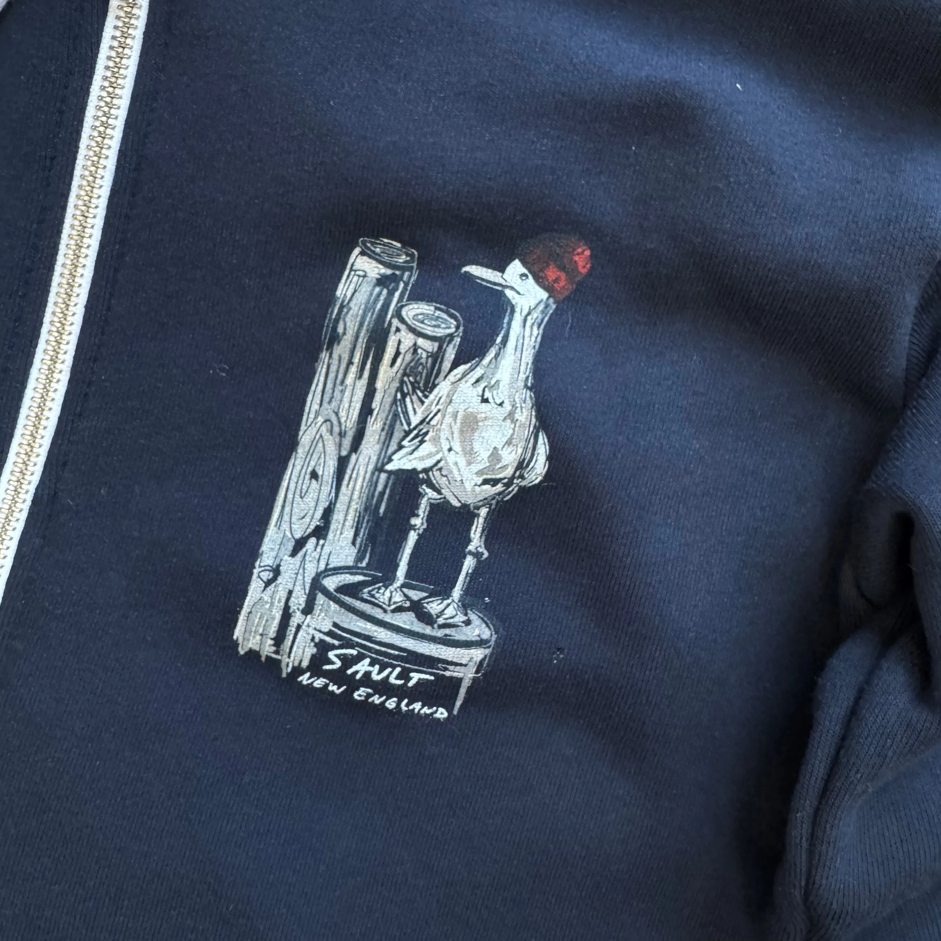 Premium Style Versatile Apparel Gulliver the Seagull Zip-Up Hoodie, Navy??