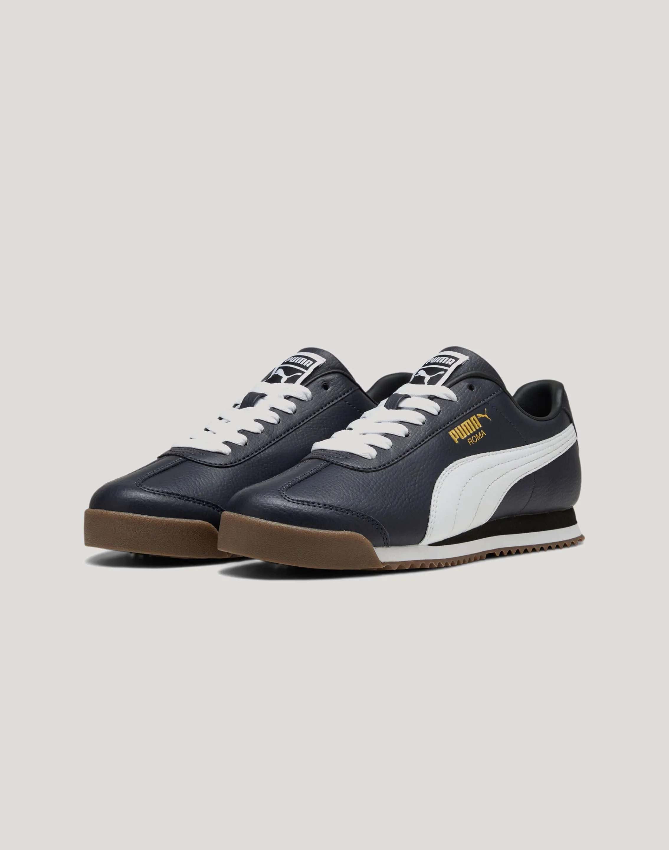 ribbon - decorated running wear Puma Roma
