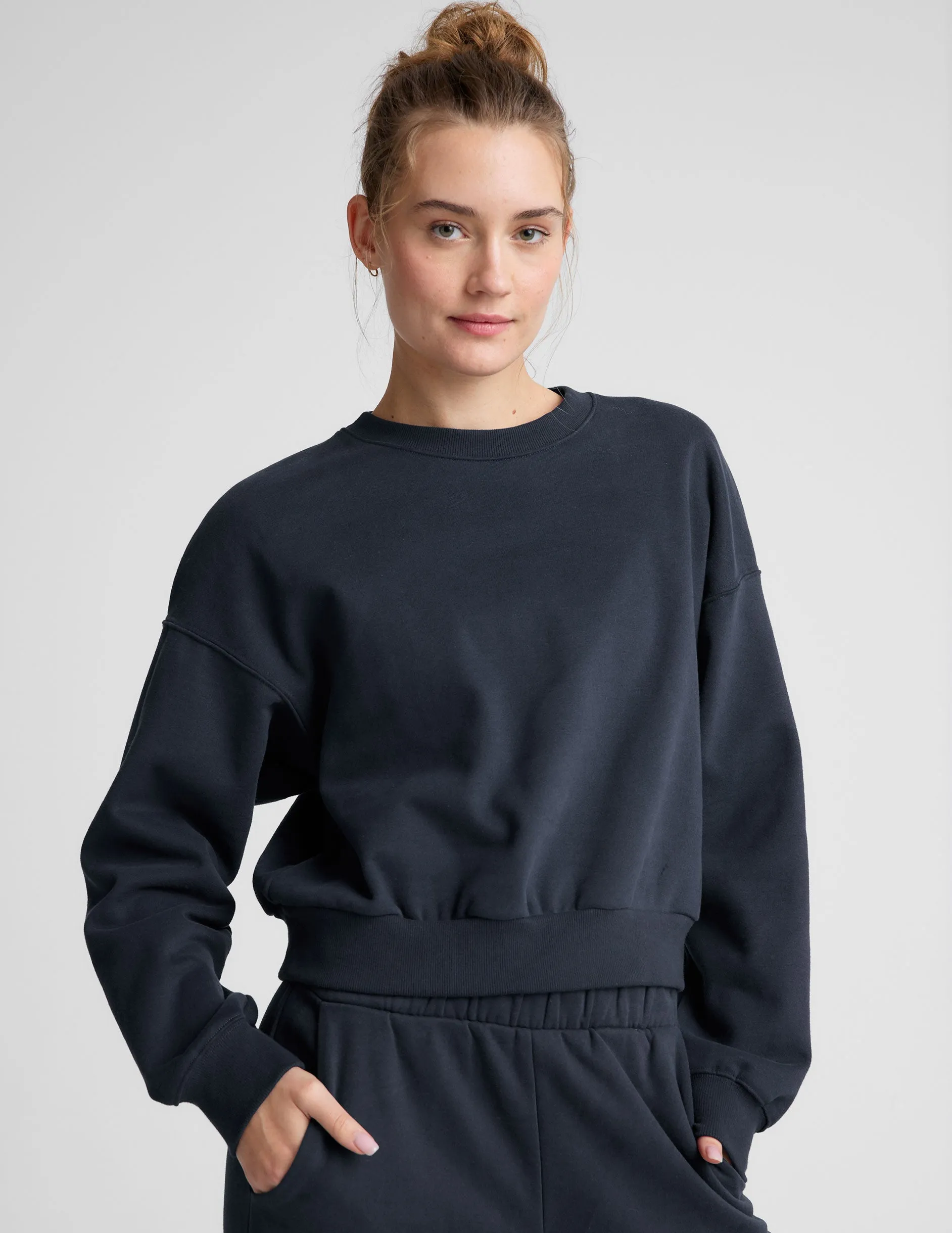 City Style Stylish Fit LuxeFleece Crewneck Sweatshirt