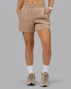 outdoor concert style Comfortable Motion Elevate SoftTouch 4" Short - Light taupe
