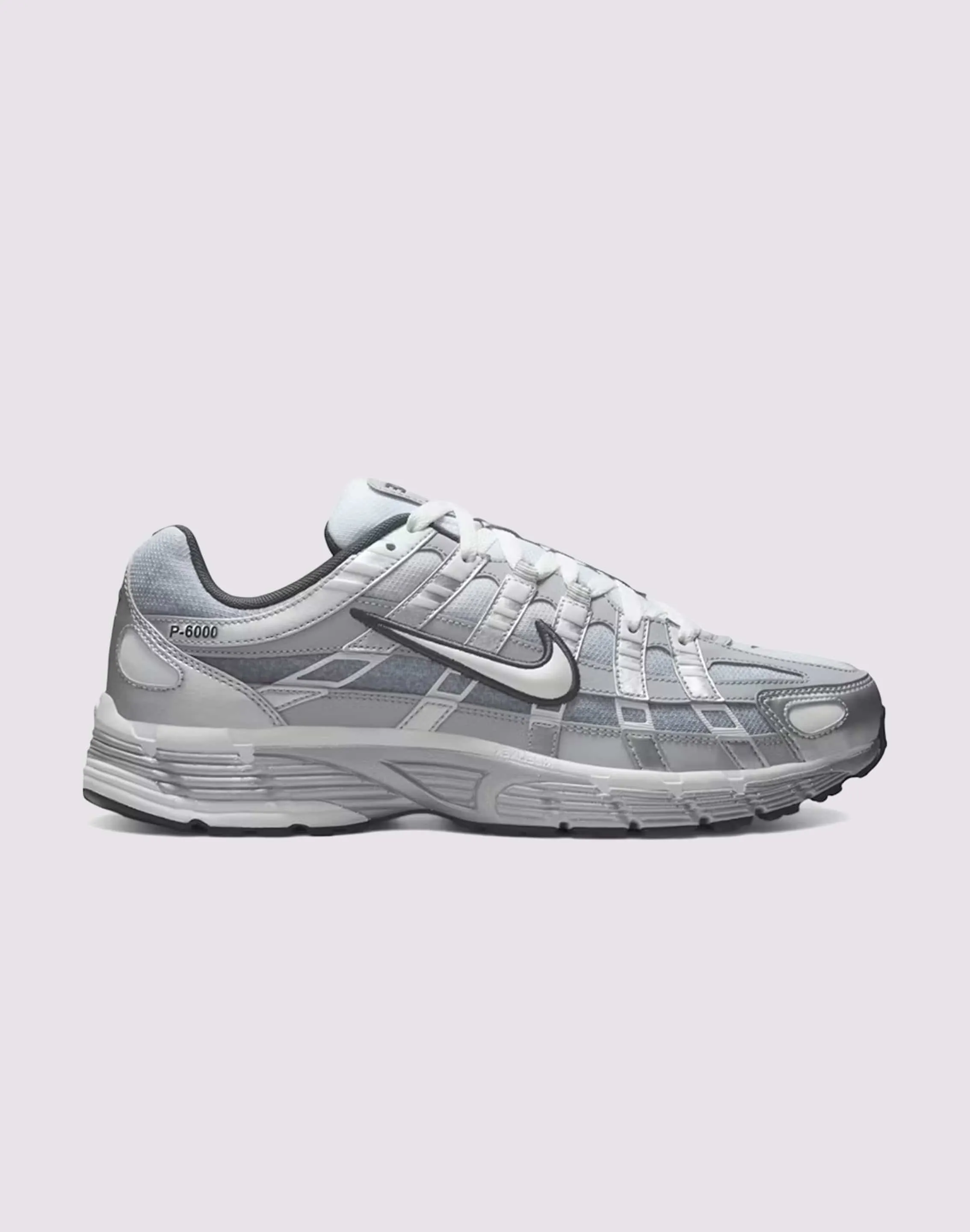 Snowy Terrain Wicking Nike P-6000