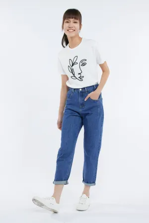 Denim Curve Jeans Chill Vibes Timeless Edge
