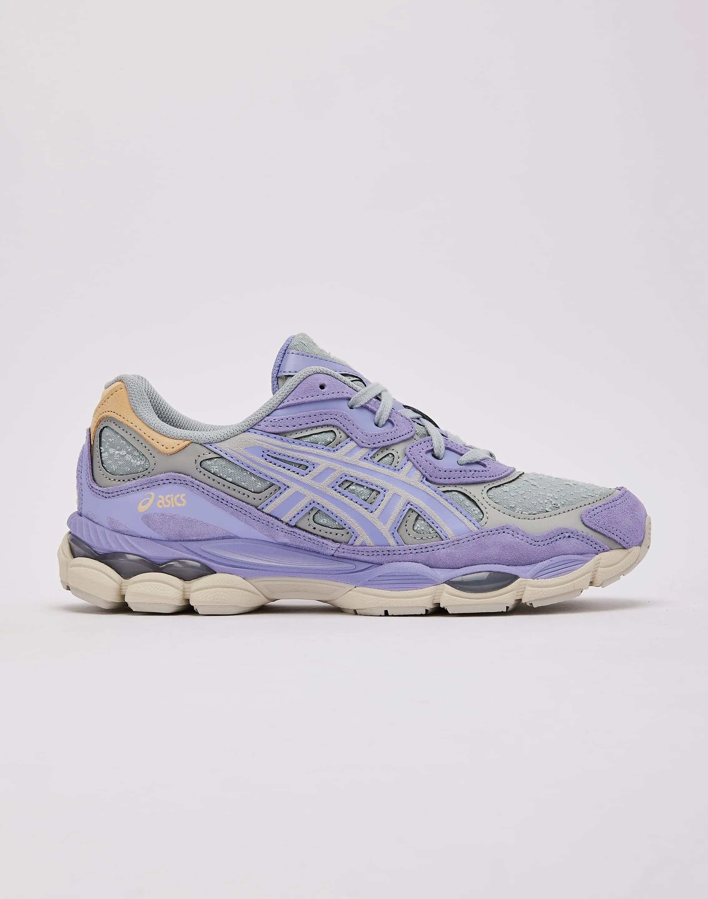 Asics GEL-NYC track shoes substitute running shoes for outdoor adventurers