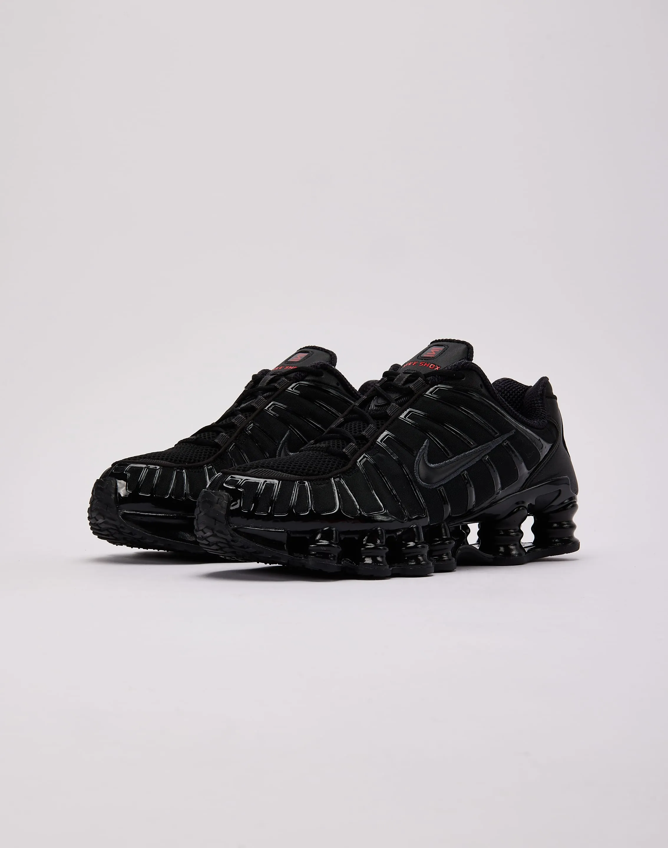 running in a canyon area shoes Nike Shox TL