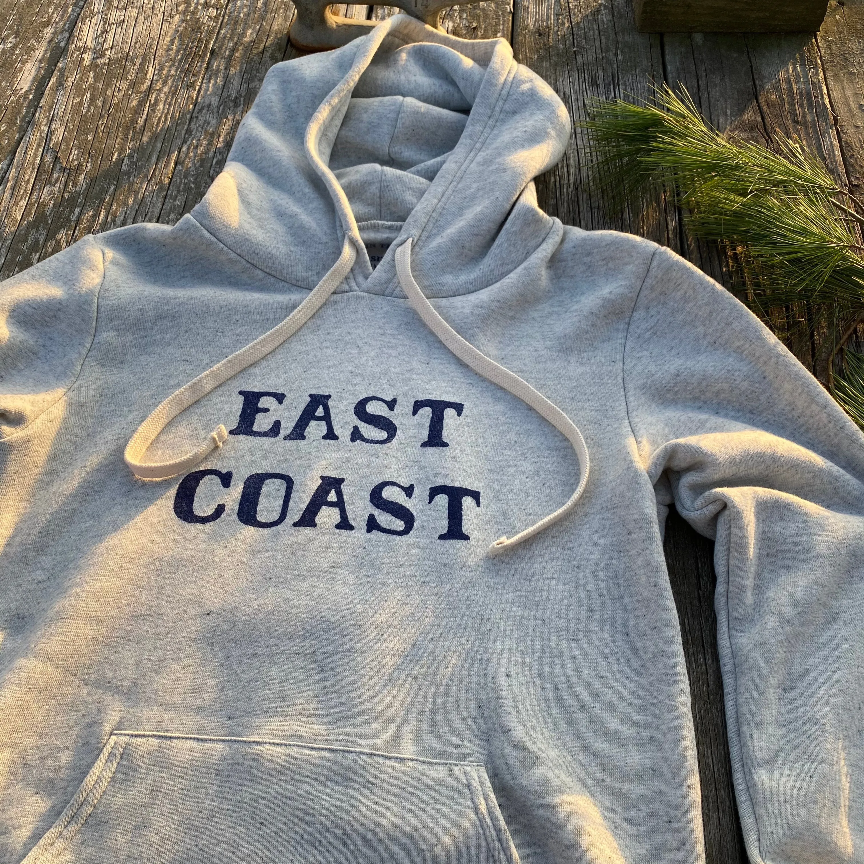 East Coast Pullover Hoodie, Ash Fresh Relaxed