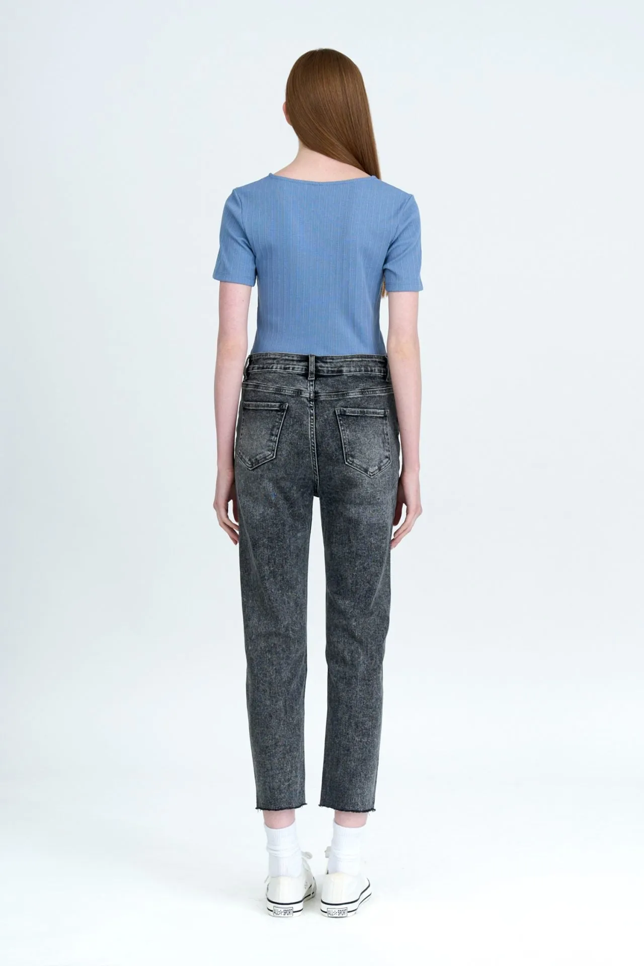 Relaxed Cut Ripped Slim Fit Jeans