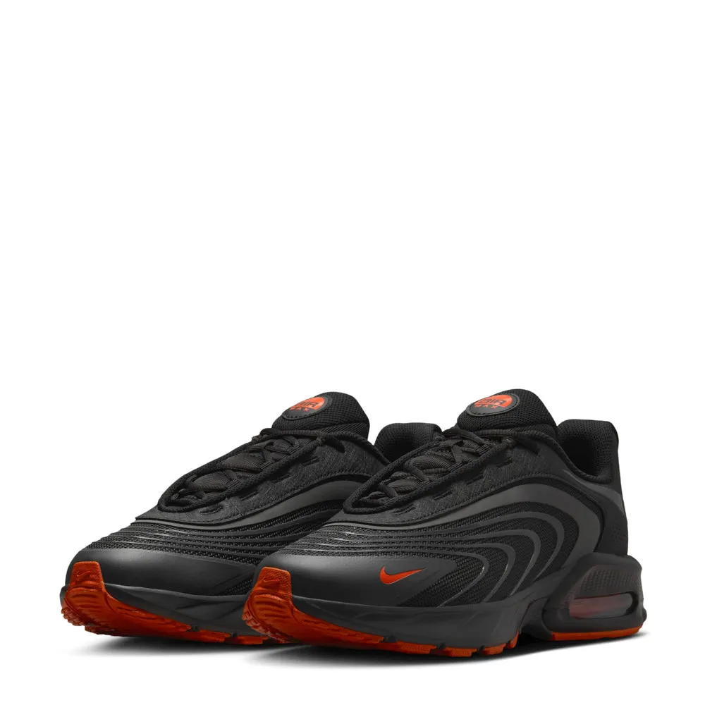 Air Max Fire - Mens Breathable Outsole running in a marsh area shoes