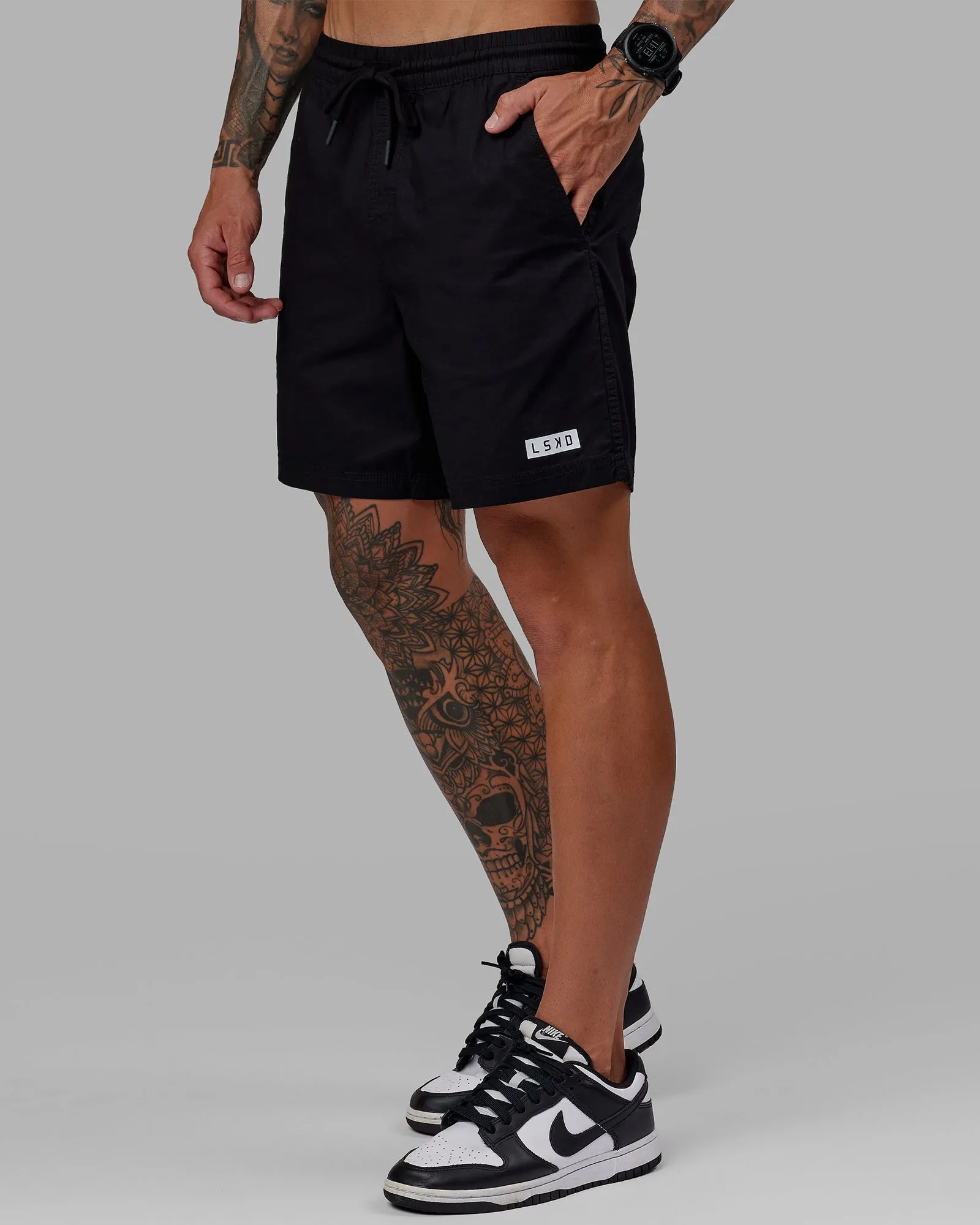 Daily 7" Short - Black-White Comfortable Design Bold Statement