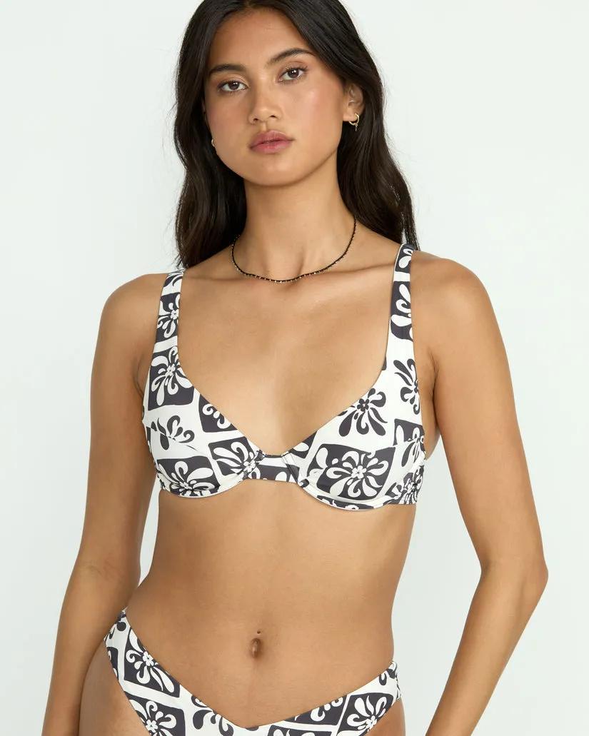 Beach Vibes Body Confidence Billabong Ur A Legend Marina Uwire Top-Black Sands