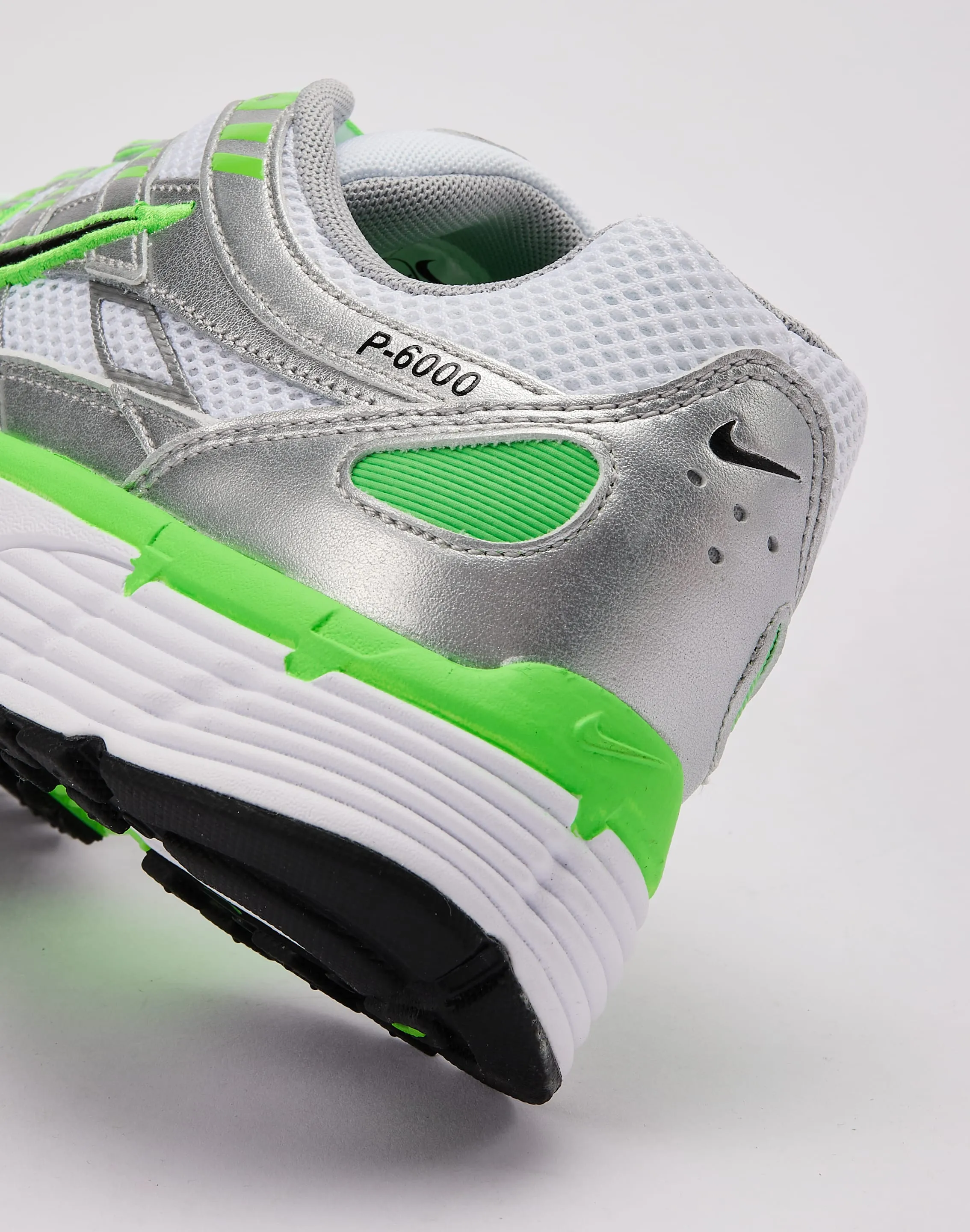 Nike P-6000 SE supportive foam sole shoes Eco friendly materials