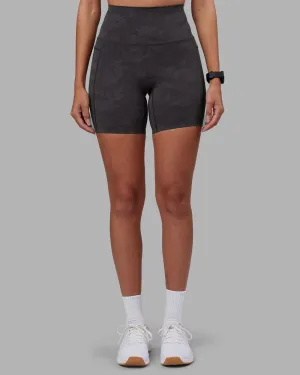 semi-formal look Breezy Layer Elixir Ultra High-Rise 6" Short Pockets - Dark Storm Wash