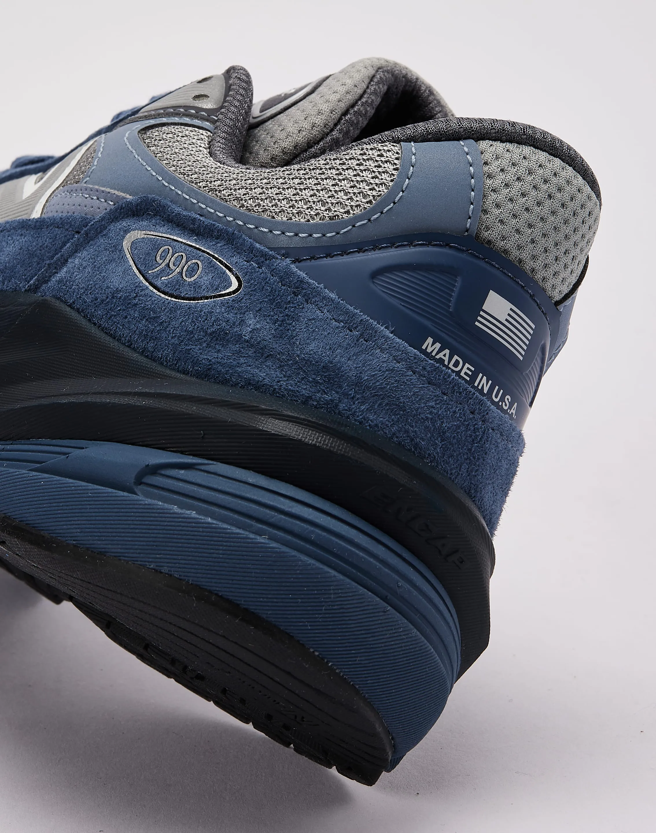 New Balance MADE In USA 990v6 Anatomic Lacing System
